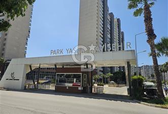 Park Yaşam Mavişehir'de Teraslı Satılık 1+1 Daire