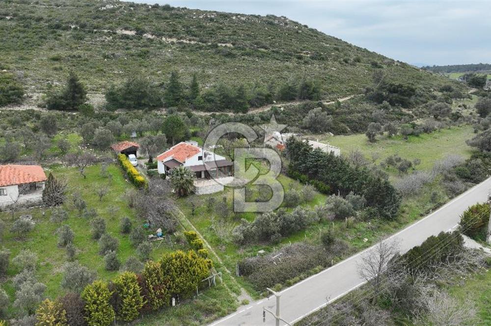 URLA DEMİRCİLİ KÖYÜ'NDE SATILIK 3+1 MÜSTAKİL EV