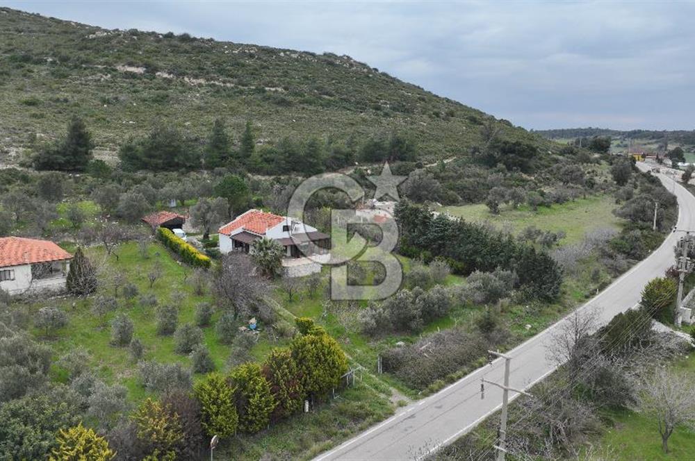 URLA DEMİRCİLİ KÖYÜ'NDE SATILIK 3+1 MÜSTAKİL EV