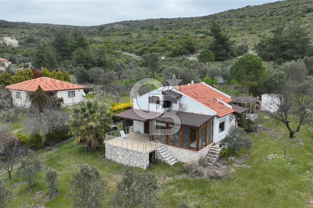 URLA DEMİRCİLİ KÖYÜ'NDE SATILIK 3+1 MÜSTAKİL EV