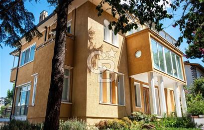 BÜYÜKADA'DA SATILIK 800 M2 NET ALANA SAHİP 8+2 KÖŞK
