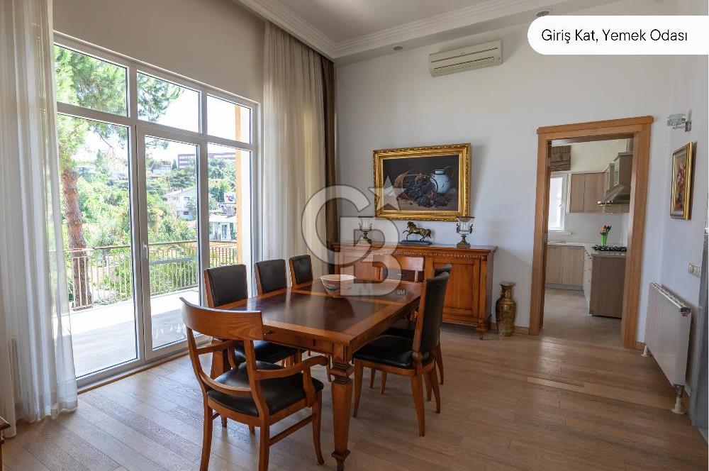 BÜYÜKADA'DA SATILIK 800 M2 NET ALANA SAHİP 8+2 KÖŞK