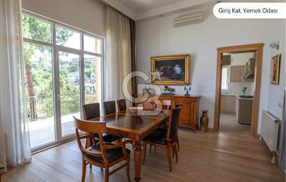 BÜYÜKADA'DA SATILIK 800 M2 NET ALANA SAHİP 8+2 KÖŞK