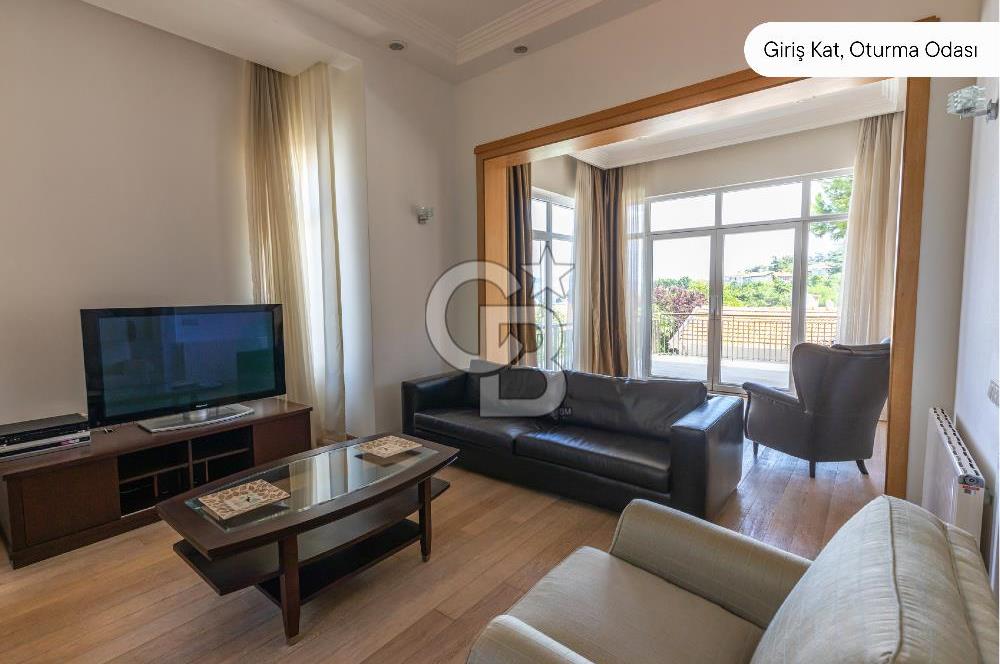 BÜYÜKADA'DA SATILIK 800 M2 NET ALANA SAHİP 8+2 KÖŞK