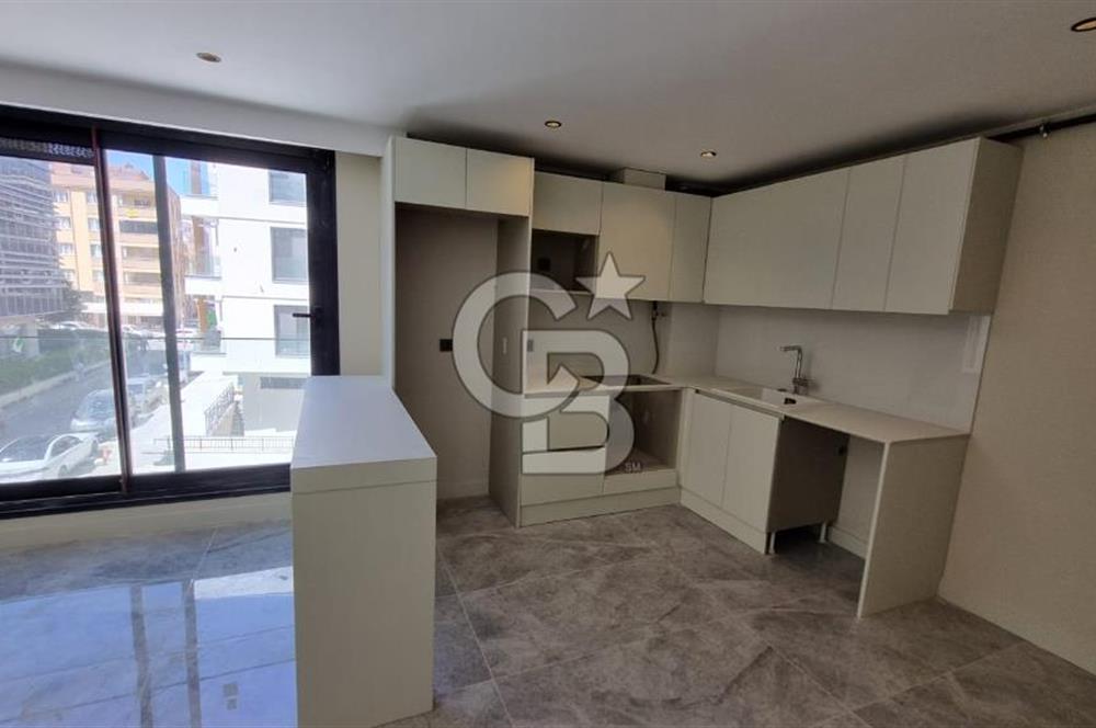 Gaziemir Merkez de Akıllı Ev Kiralık Sıfır 1+1 Daire