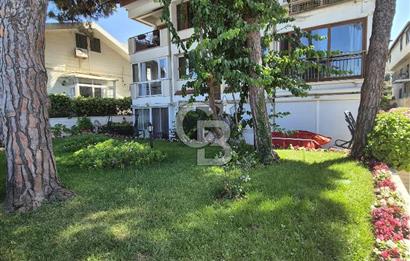 BÜYÜKADA'DA SATILIK HAVUZLU 2+1 YALI DAİRESİ