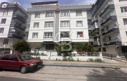 Gülveren Semt Pazarı Karşısında Katta Kiralık 3+1 Daire