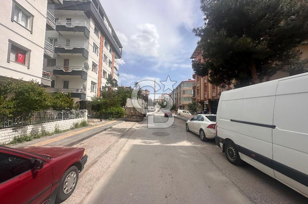 Gülveren Semt Pazarı Karşısında Katta Kiralık 3+1 Daire