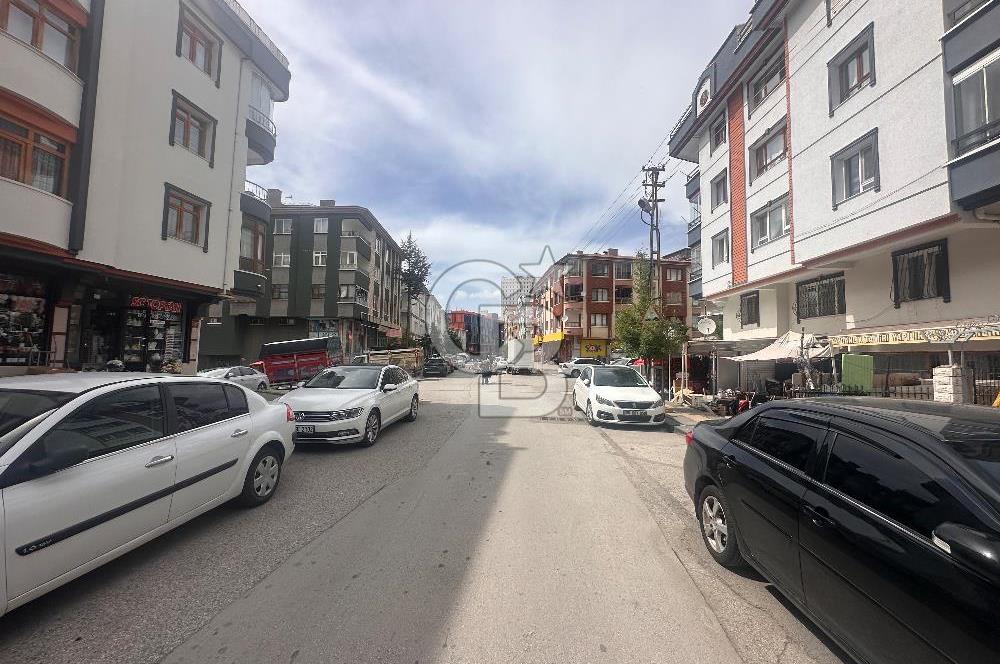Gülveren Semt Pazarı Karşısında Katta Kiralık 3+1 Daire