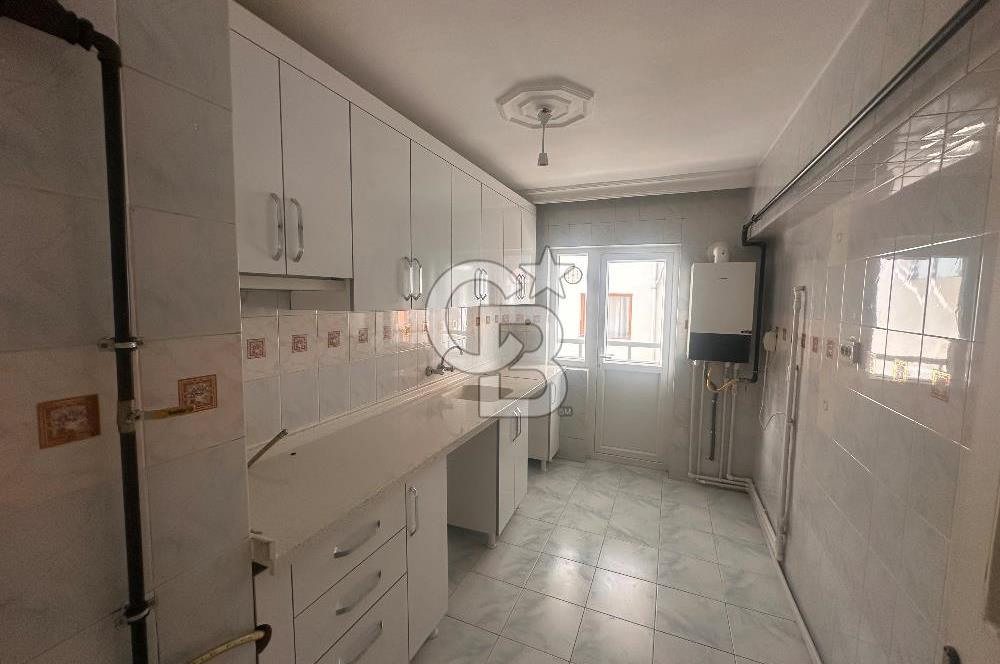 Gülveren Semt Pazarı Karşısında Katta Kiralık 3+1 Daire