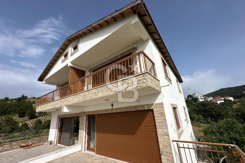 2000 m2 bag içinde villa