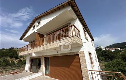 2000 m2 bag içinde villa