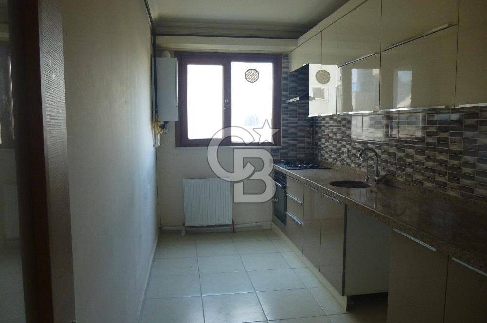 Sancaktepe de Yeni Binada Kiracısız 2+1 Satılık Daire