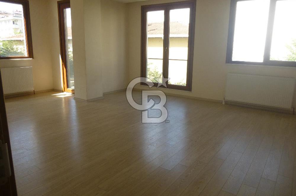 Sancaktepe de Yeni Binada Kiracısız 2+1 Satılık Daire