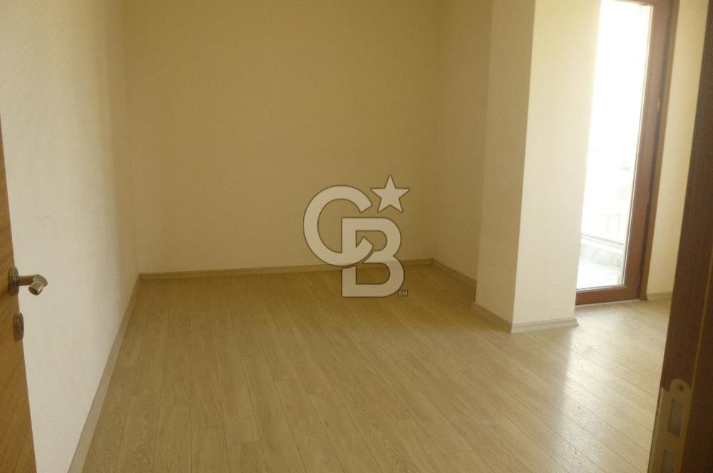 Sancaktepe de Yeni Binada Kiracısız 2+1 Satılık Daire