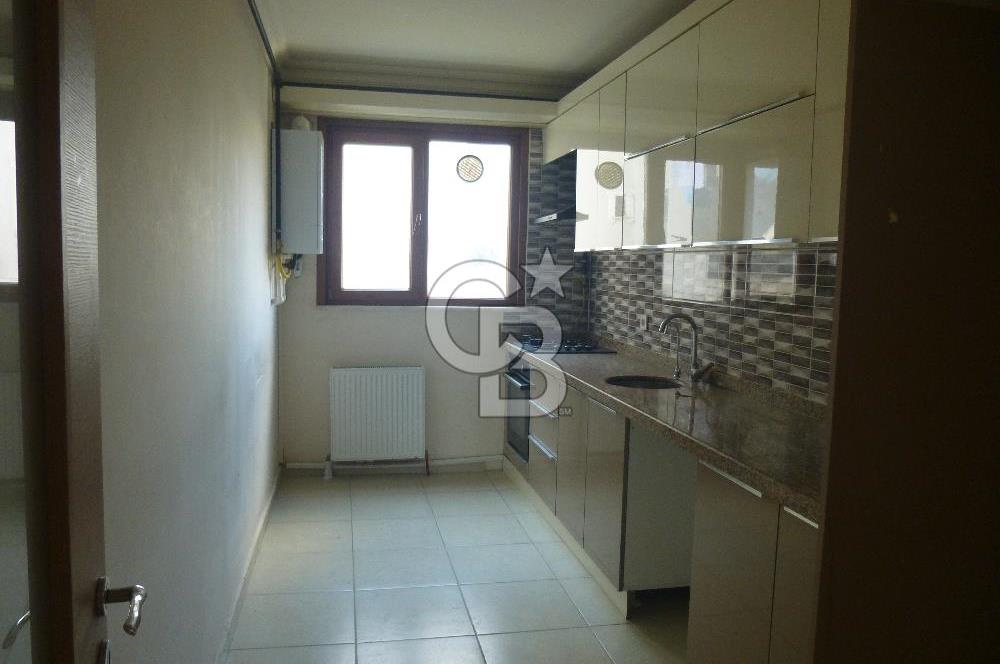 Sancaktepe de Yeni Binada Kiracısız 2+1 Satılık Daire