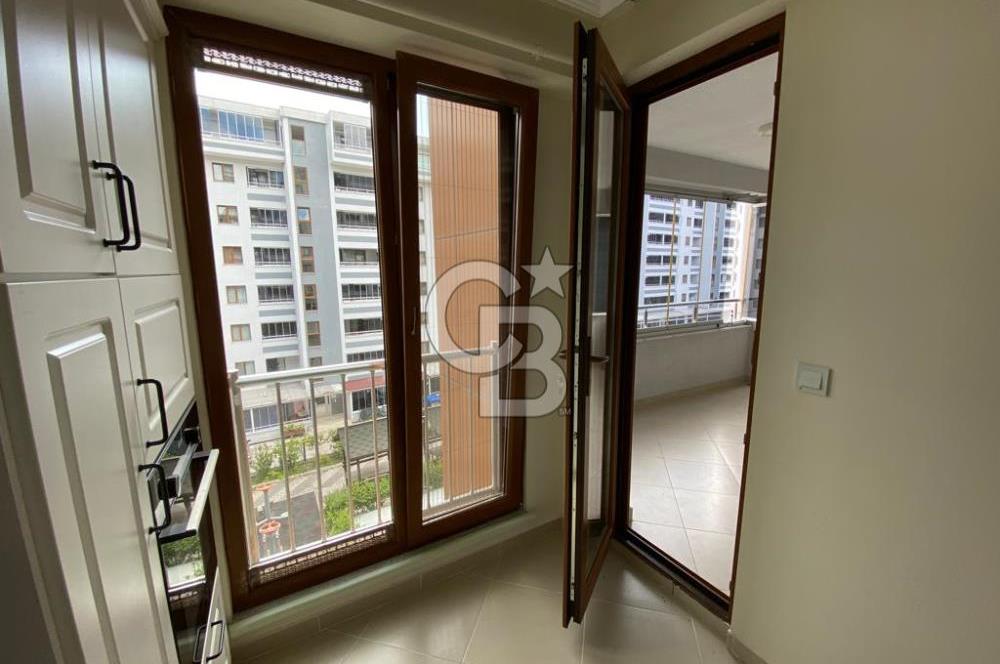 DERİNCE YELKENT SAFİR KONAKLARI'NDA 3+1 SATILIK ARA KAT DAİRE