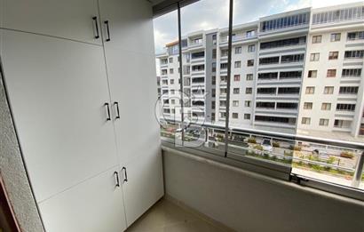 DERİNCE YELKENT SAFİR KONAKLARI'NDA 3+1 SATILIK ARA KAT DAİRE