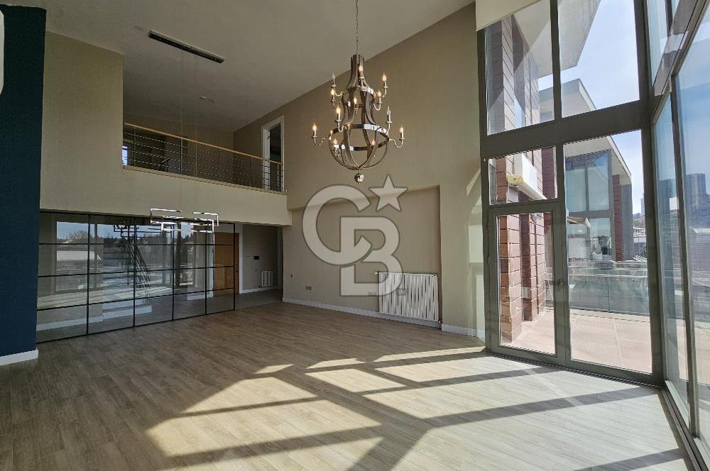 Beytepe Orion Sitesi'nde 5+1 Geniş Loft Daire