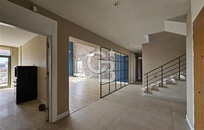 Beytepe Orion Sitesi'nde 5+1 Geniş Loft Daire