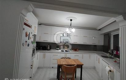 KIŞ BAHÇESİYLE DÖRT MEVSİM KEYİFLİ BİR EV...