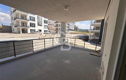 BURSA;NİLÜFER, MODA AKÇALAR SİTESİNDE SATILIK HAVUZLU 3+1 DAİRE