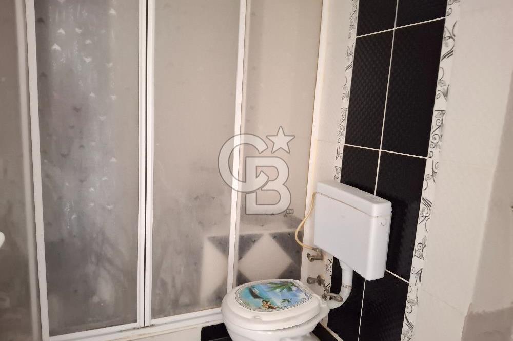 Karşıyakada satılık 3+1 daire 