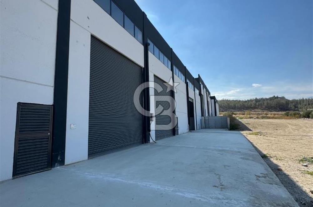Denizli Akhan'da Kiralık 550 Mt2 Fabrika