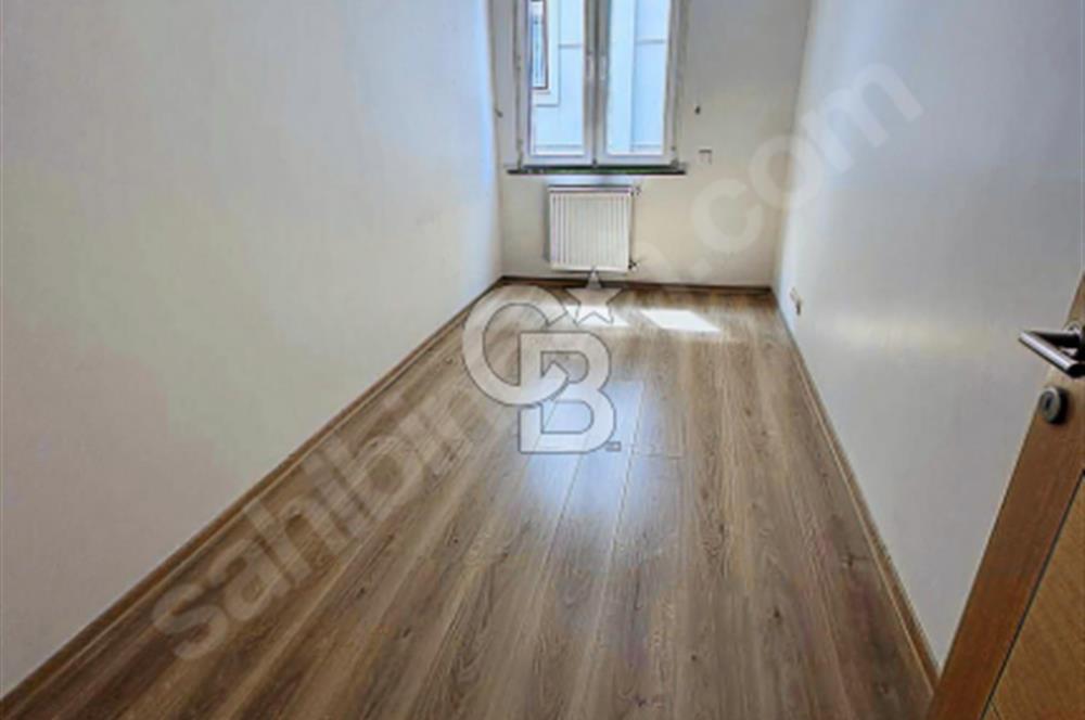 KÜÇÜKYALI SAHİL TARAFINDA MARMARAYA YAKIN HARİKA KİRALIK 3+1