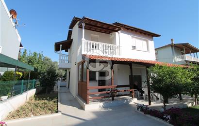 Urla Çeşmealtı 'nda Satılık Villa – Yelken Kulübüne Komşu Bağımsız Bir Yaşam