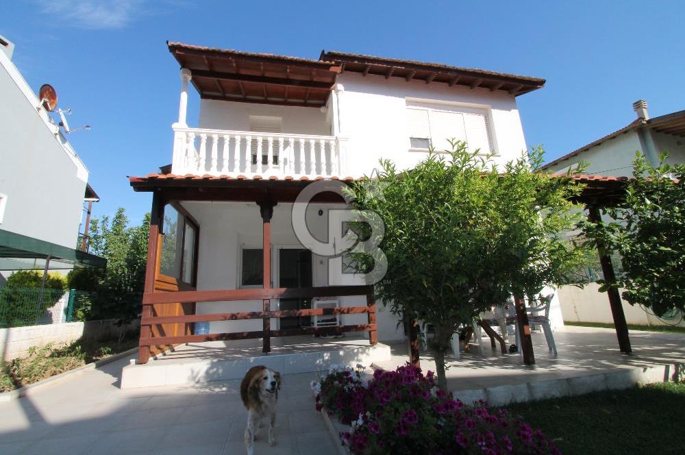Urla Çeşmealtı 'nda Satılık Villa – Yelken Kulübüne Komşu Bağımsız Bir Yaşam