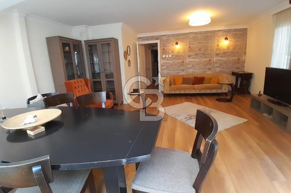 Karşıyaka Palmiye Sokak'ta Kiralık Dublex 4+1 Daire...