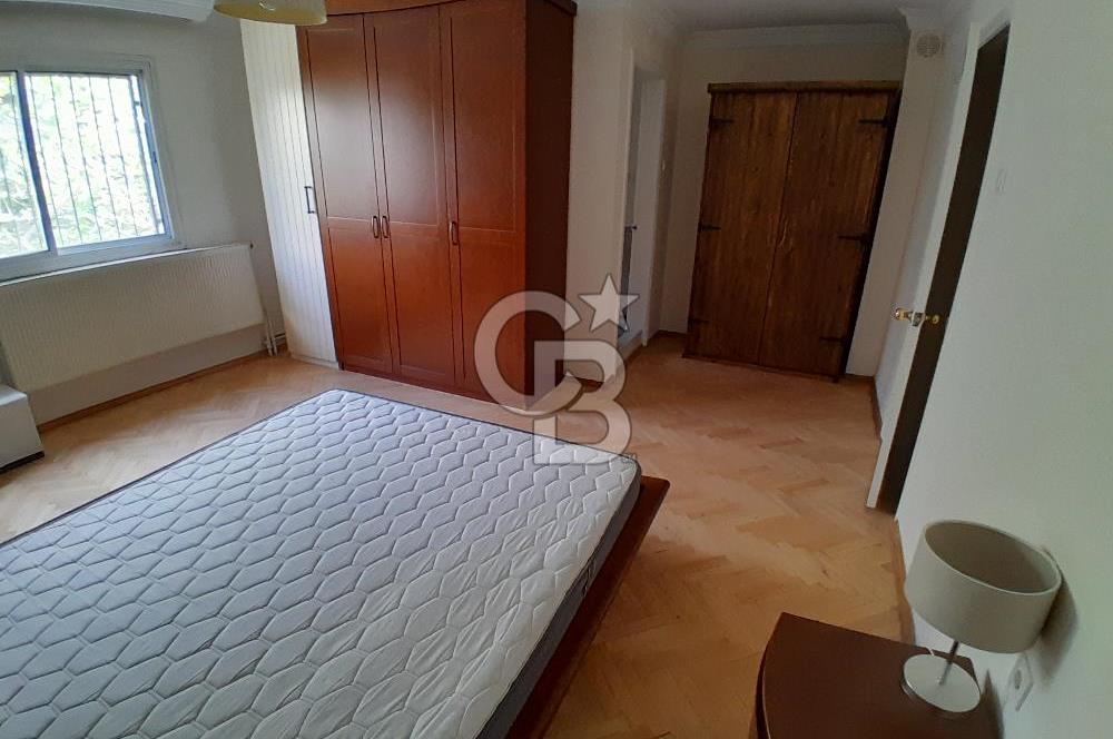 Karşıyaka Palmiye Sokak'ta Kiralık Dublex 4+1 Daire...