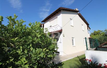 Urla Çeşmealtı 'nda Satılık Villa – Yelken Kulübüne Komşu Bağımsız Bir Yaşam