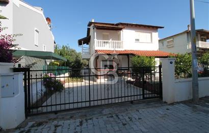 Urla Çeşmealtı 'nda Satılık Villa – Yelken Kulübüne Komşu Bağımsız Bir Yaşam