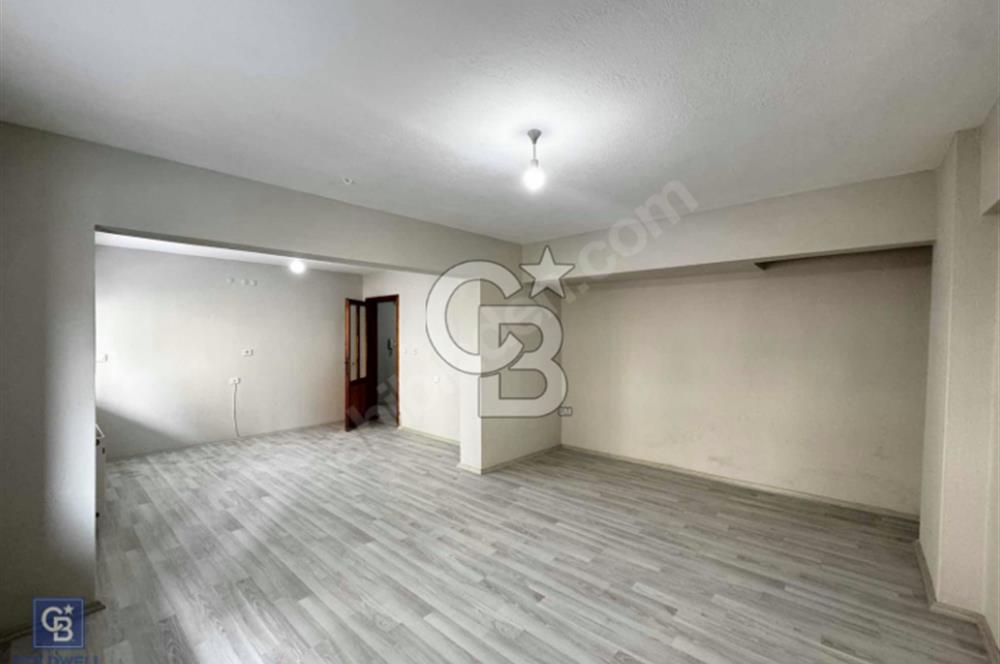Emek Caddesinde 3+1 180Mt2 Kiralık Daire