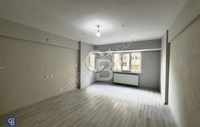 Emek Caddesinde 3+1 180Mt2 Kiralık Daire
