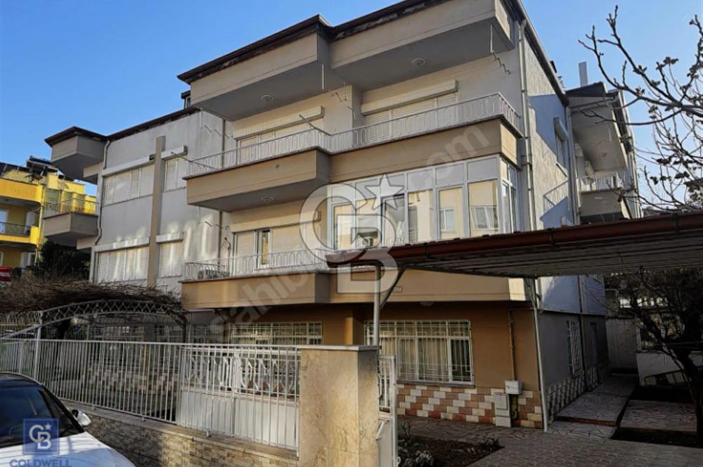 Mehmetçik Mah. 520Mt2 Arsa İçinde B+3 katlı Satılık Komple Bina