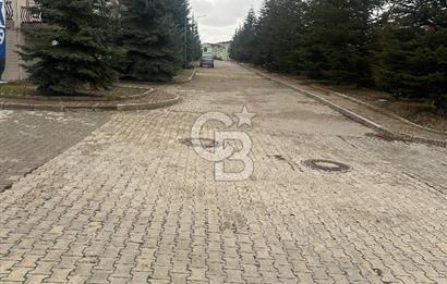 OTURMUŞ NEZİH BİR SİTEDE SÜPER KONUMLU FOURLEKS MÜSTAKİL VİLLA