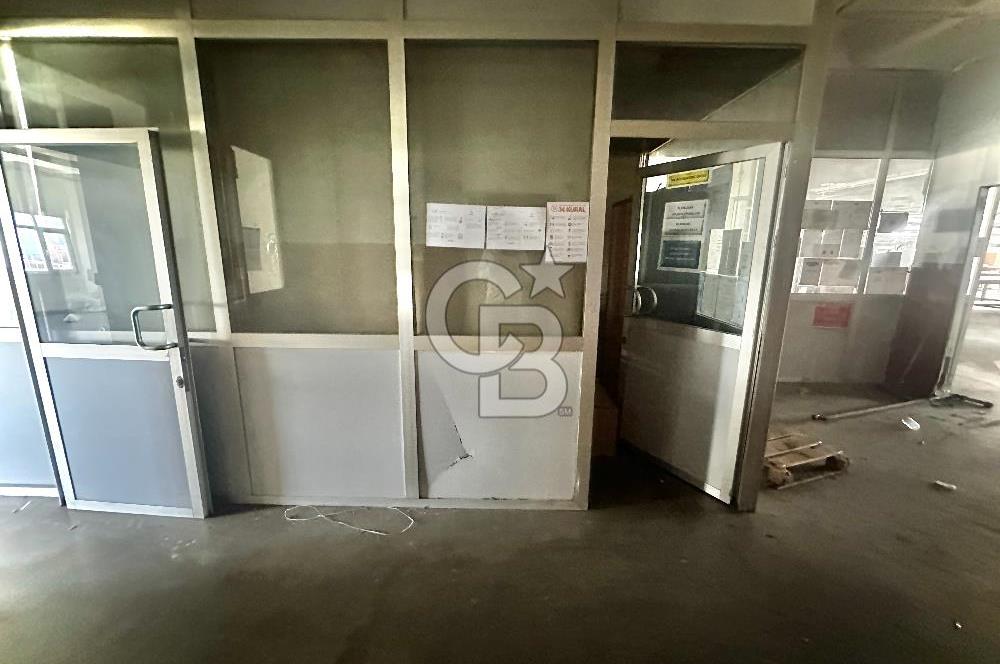 Beylikdüzü Kiralık Fabrika 1350 M2 Yük Asansörlü