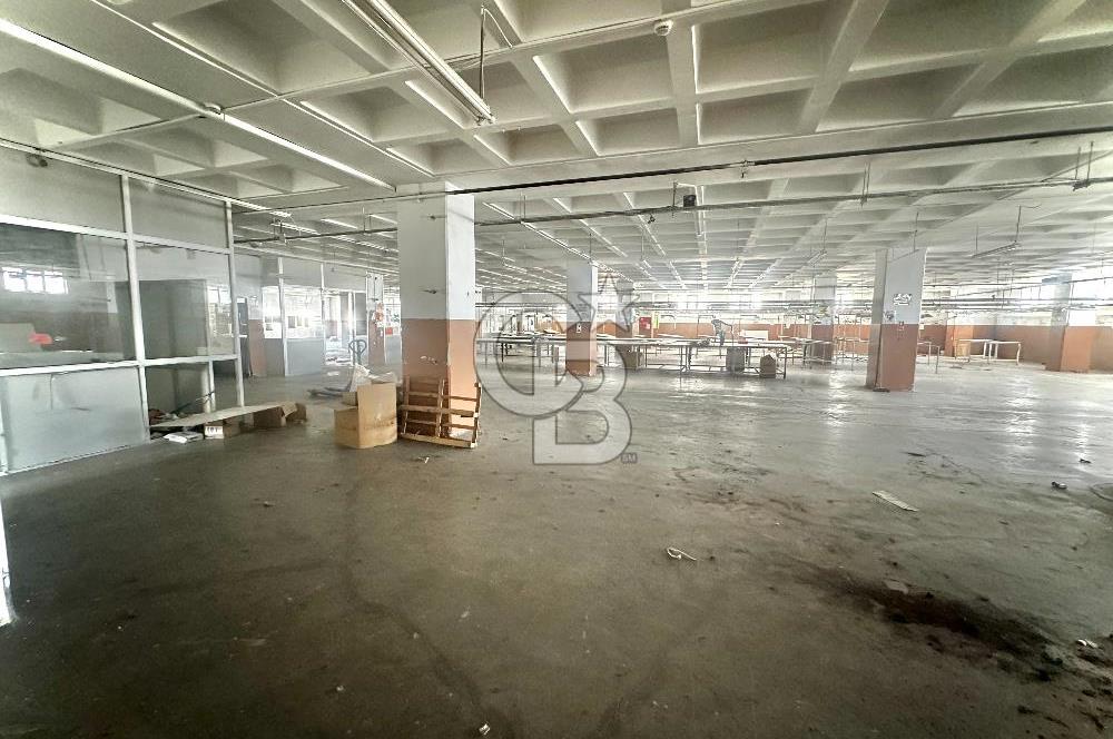 Beylikdüzü Kiralık Fabrika 1350 M2 Yük Asansörlü