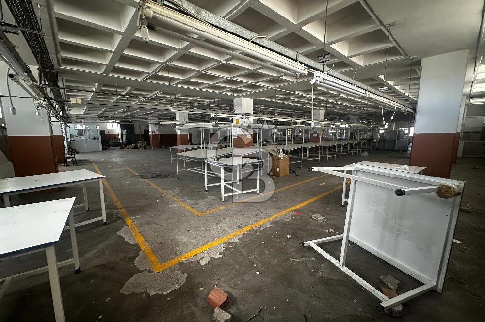 Beylikdüzü Kiralık Fabrika 1350 M2 Yük Asansörlü