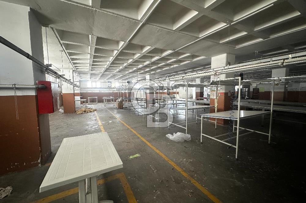 Beylikdüzü Kiralık Fabrika 1350 M2 Yük Asansörlü