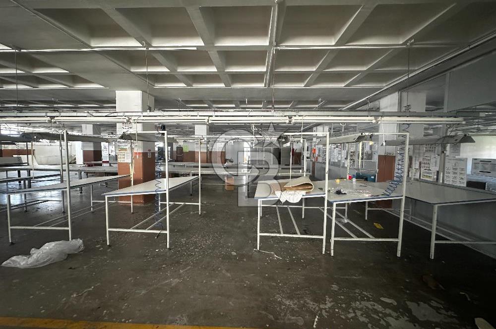 Beylikdüzü Kiralık Fabrika 1350 M2 Yük Asansörlü