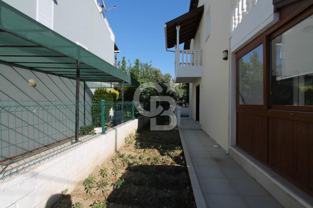 Urla Çeşmealtı 'nda Satılık Villa – Yelken Kulübüne Komşu Bağımsız Bir Yaşam