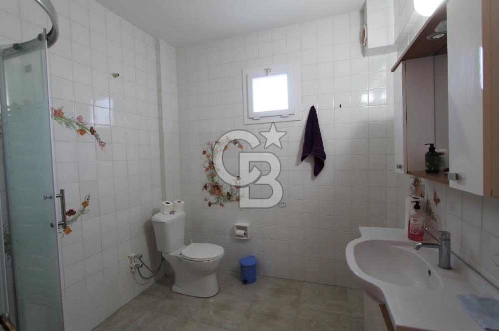 Urla Çeşmealtı 'nda Satılık Villa – Yelken Kulübüne Komşu Bağımsız Bir Yaşam