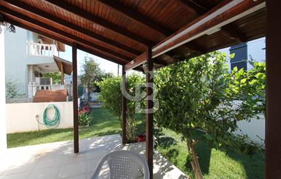 Urla Çeşmealtı 'nda Satılık Villa – Yelken Kulübüne Komşu Bağımsız Bir Yaşam