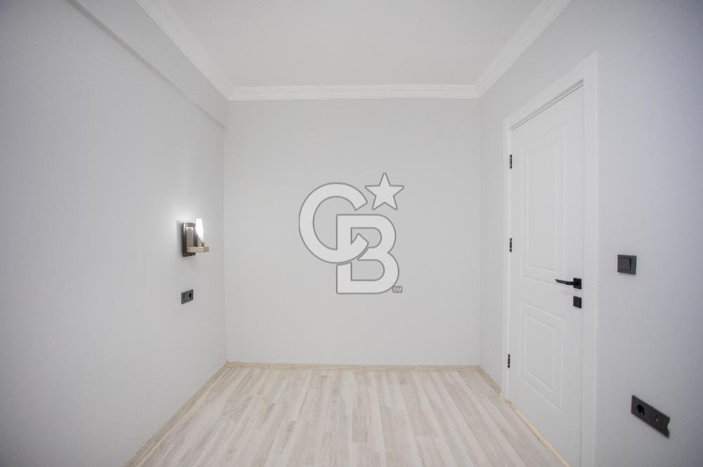 Foça Kazım Dirik Mah Kiralık 2+1 Bahçe Katı Daire