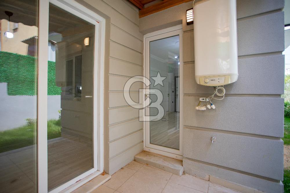 Foça Kazım Dirik Mah Kiralık 2+1 Bahçe Katı Daire