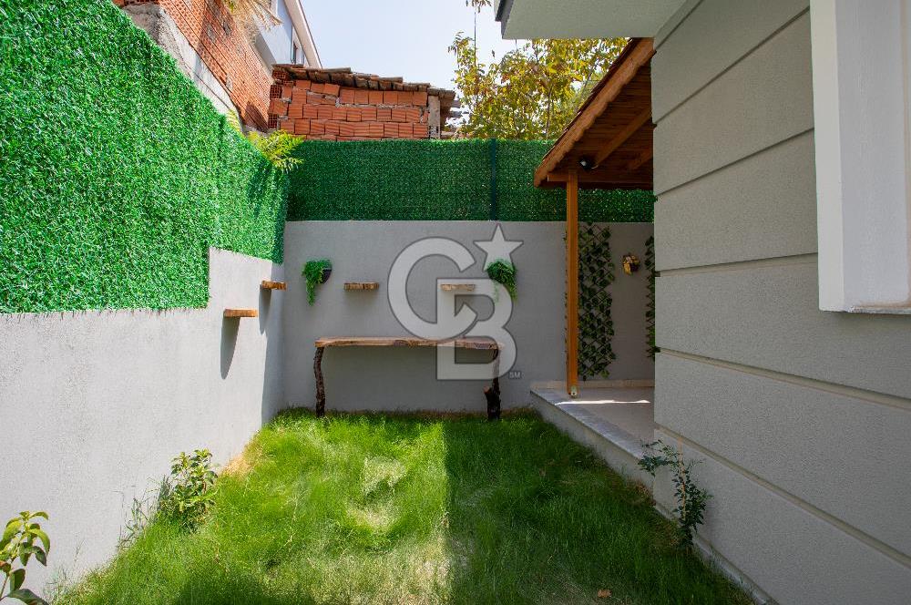 Foça Kazım Dirik Mah Kiralık 2+1 Bahçe Katı Daire